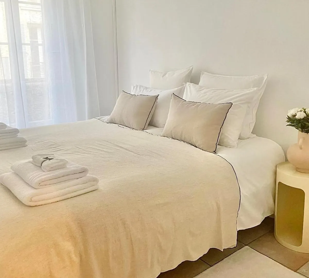 Cannes 2 Bedroom Apartment - 19Jdr2