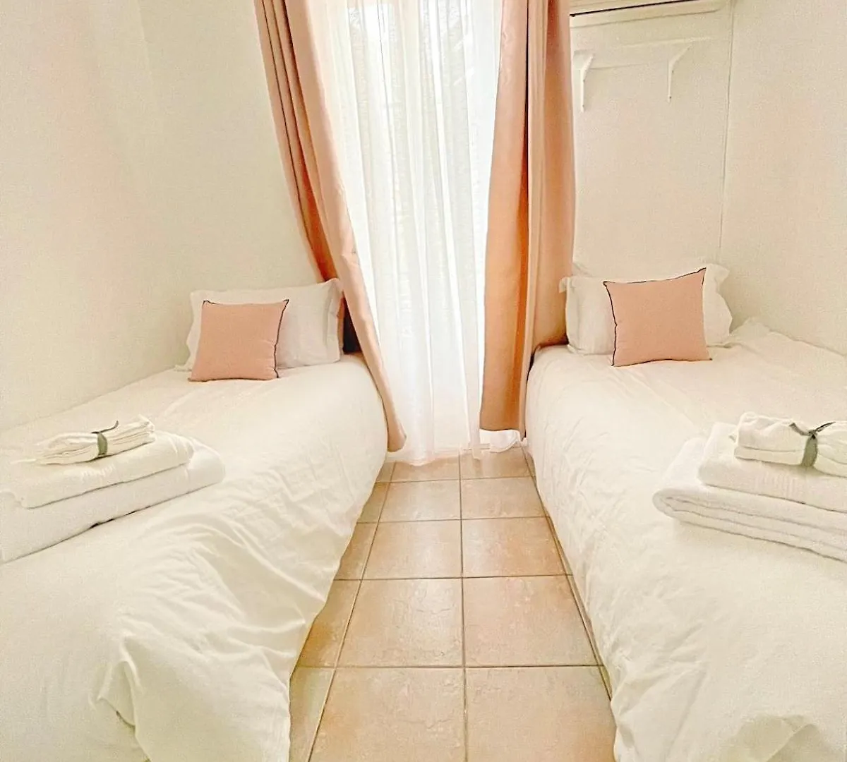 Cannes 2 Bedroom Apartment - 19Jdr2